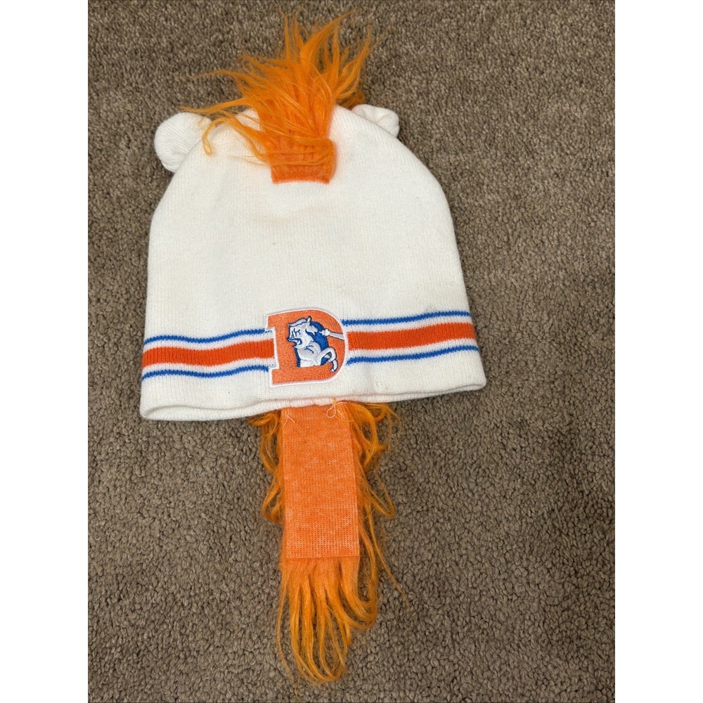 NFL Licensed Denver Broncos Miles Beanie White w/Throwback D Logo Football Fan